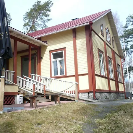 Frühstückspension Kivitatti 4*